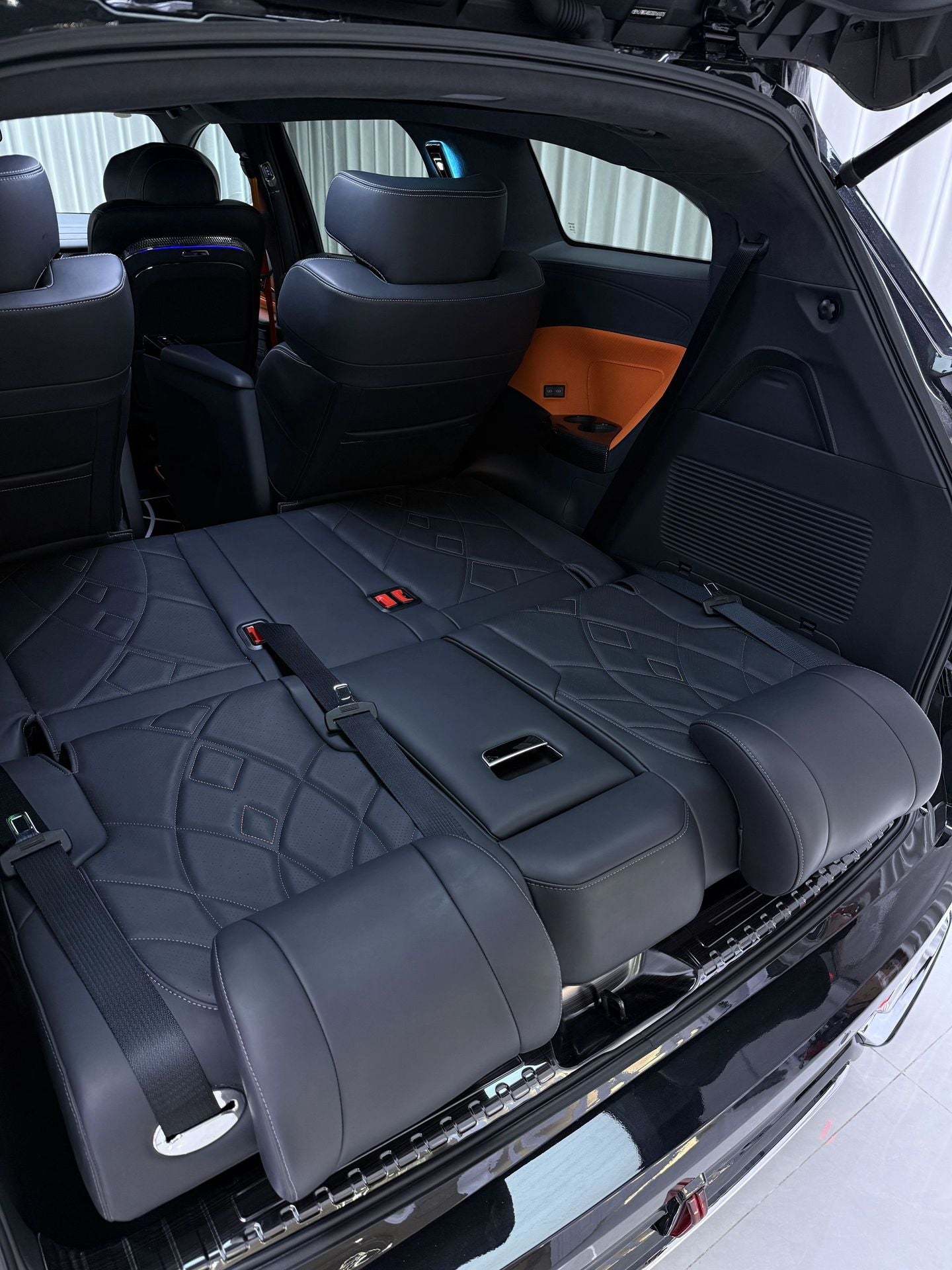 Toyota Sienna Upgraded with "Caesar Star-Lord" Body Kit & Custom Interior