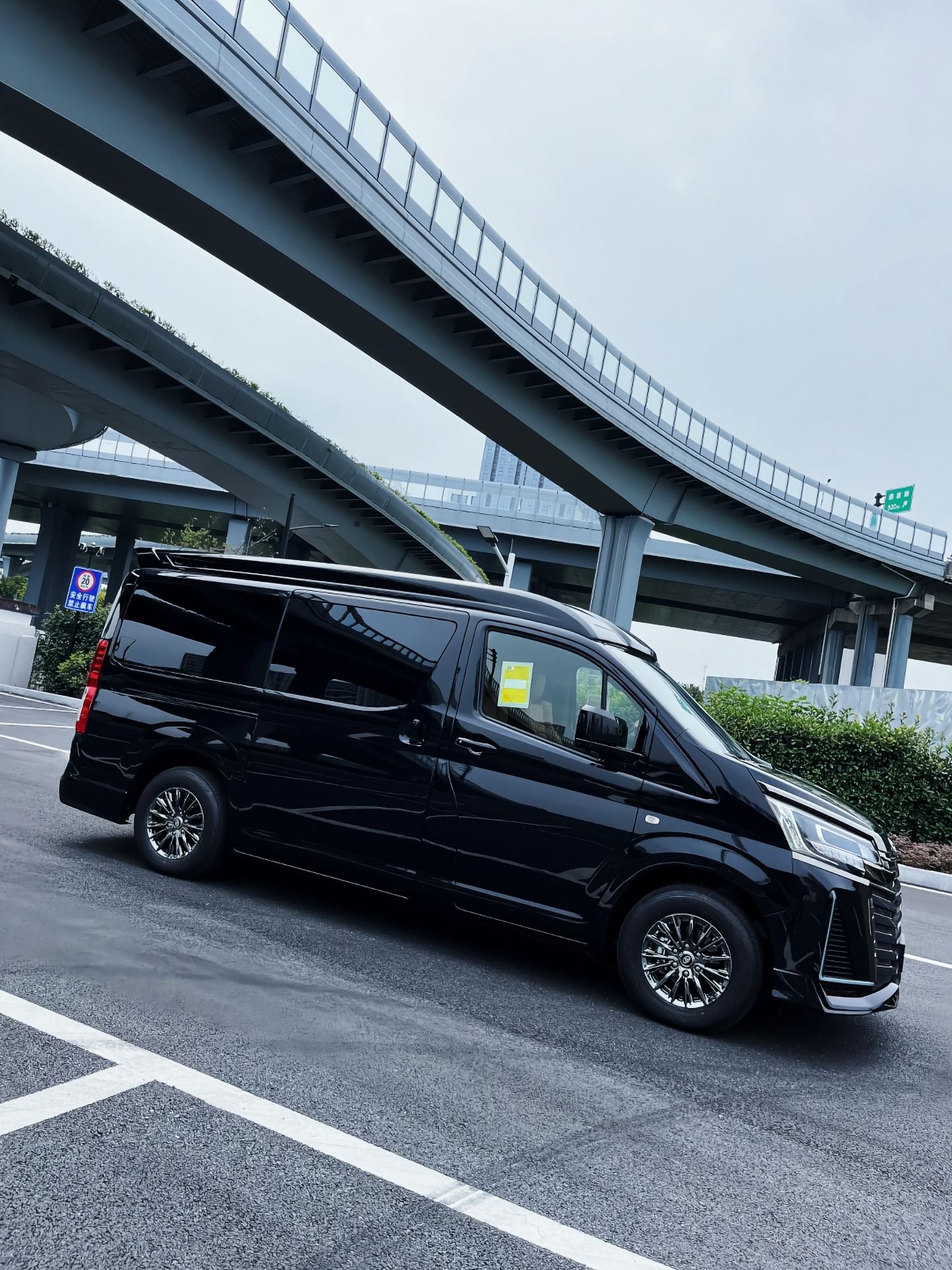 Business MPV | Alphard | Vellfire | Sienna | Interior & Exterior Kits ...