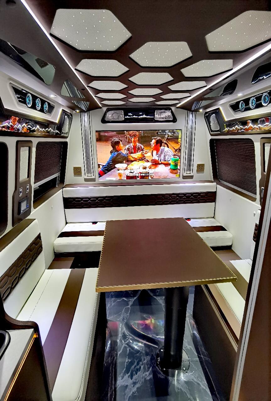 Direct Sales Manufacturer  MPV Luxury Commercial Vehicles Mercedes-Benz V-Class/V300/V260/250D/300D Vito Sprinter Complete Vehicle Parts
