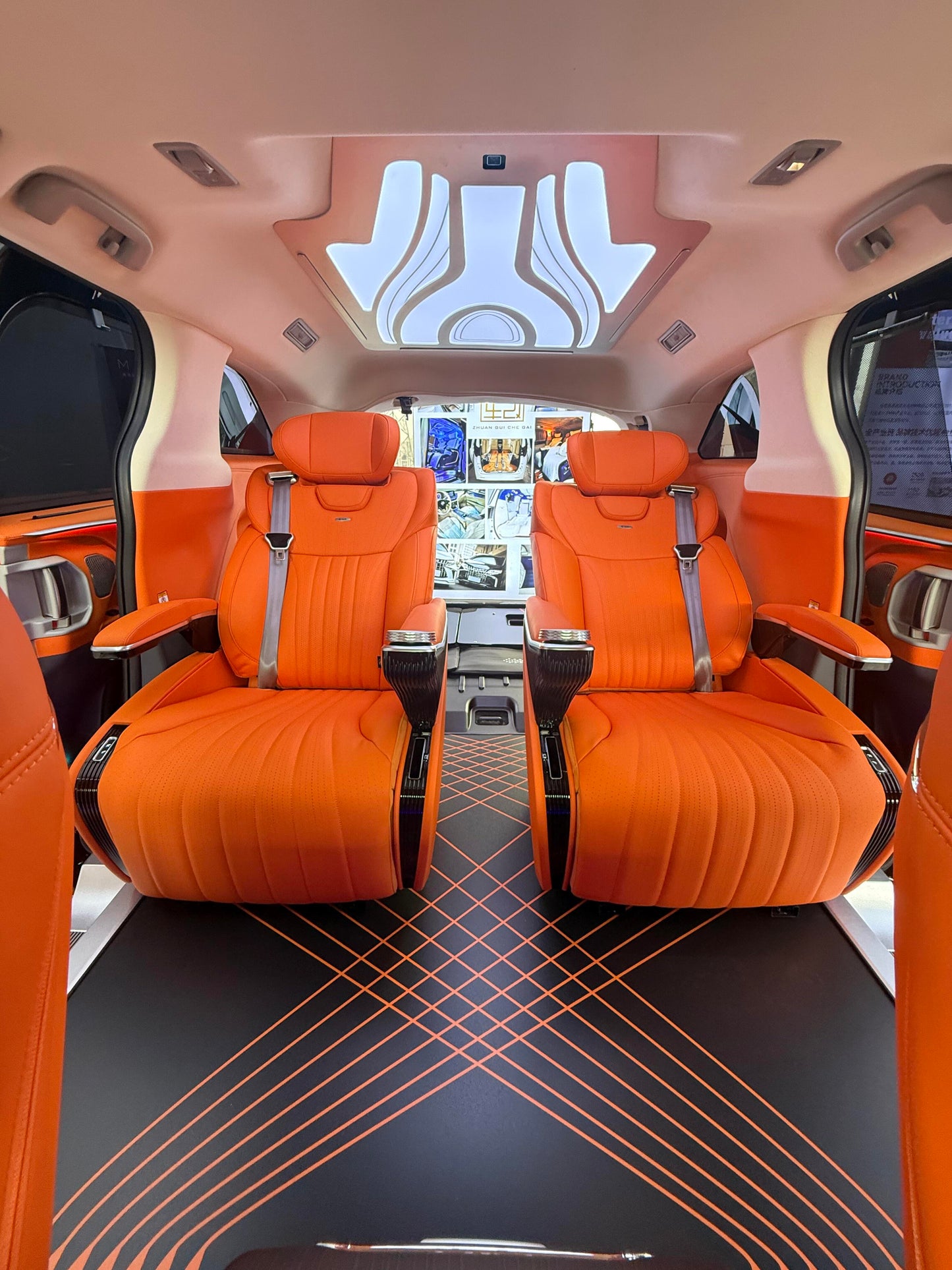 Toyota Sienna (High-Roof/Flat-Roof) Interior & Exterior Upgrade Kit Manufacturer