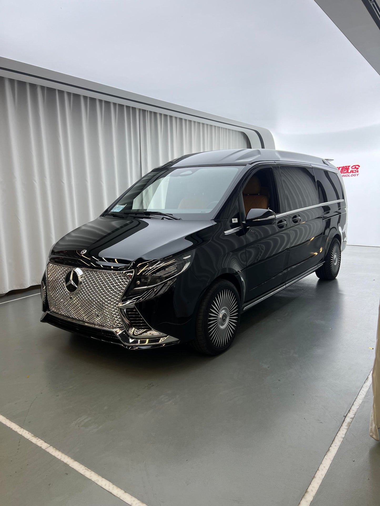 Mercedes-Benz Business Van Interior Upgrade Package – Customization Available for In-Stock Vehicles