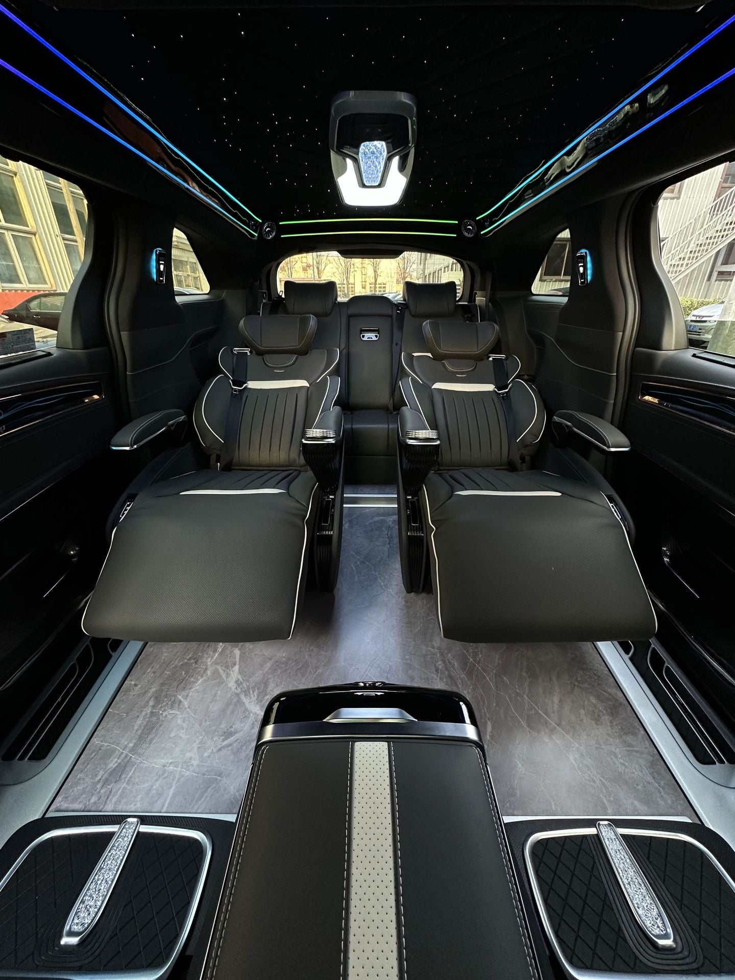 Manufacturer of upgrade parts for MPVs (Toyota Sienna & Mercedes-Benz V300d)