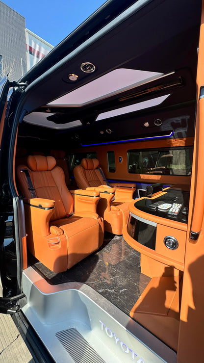 Upgraded Toyota Hiace "Caesar Crown" Edition: Partition Wall & Retractable TV