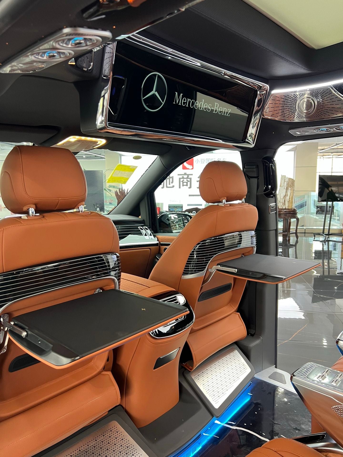 Sales and pricing for MPV models including the Vito, Hiace, Sprinter, V-Class, and Viano.