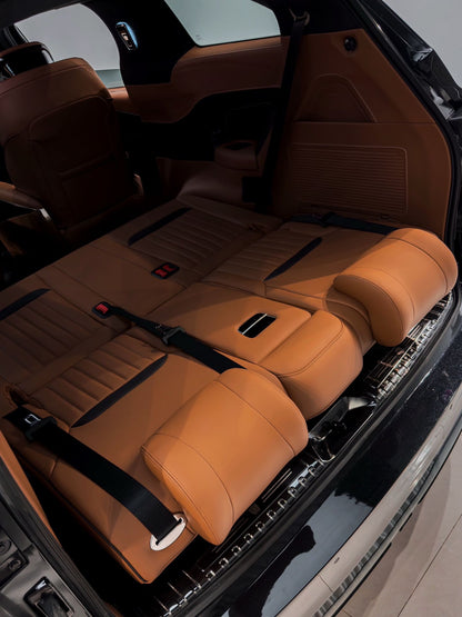 Sienna High-Roof Conversion: Interior & Exterior Accessories, Luxury Seats, LED Lighting