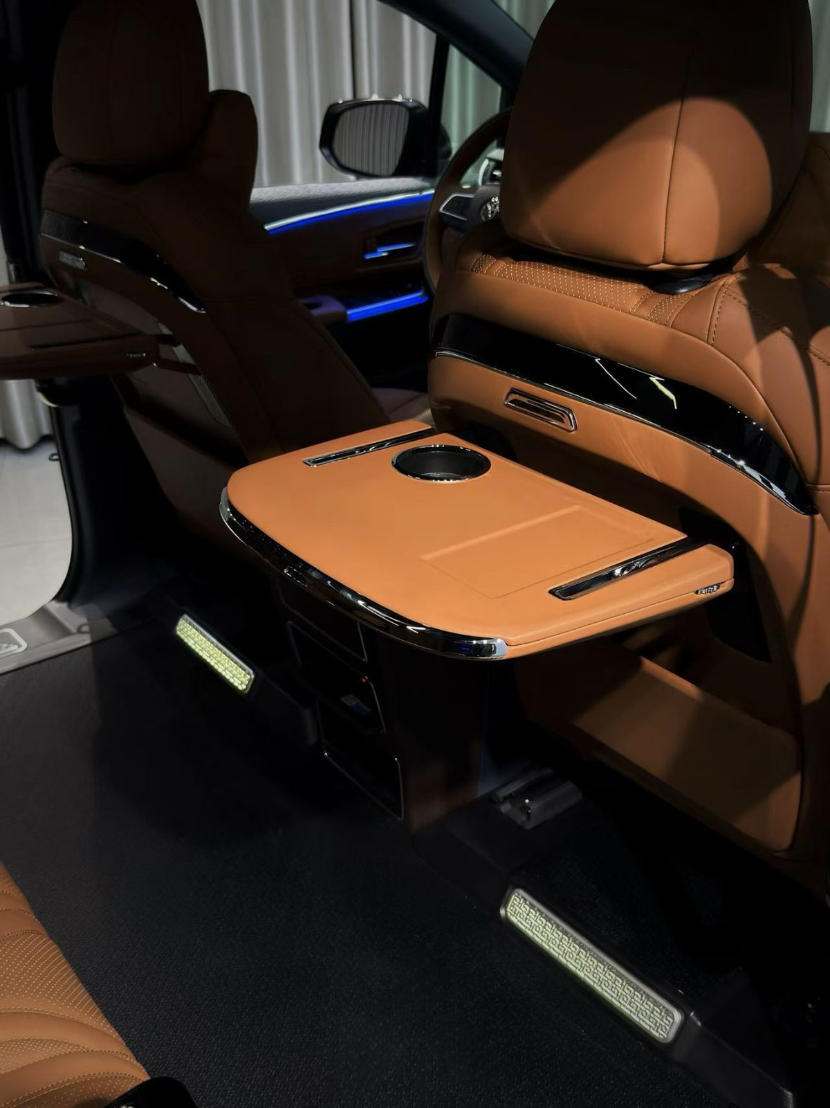 High-Roof Toyota Sienna/Granvia: Tips for Modification and Pitfalls to Avoid