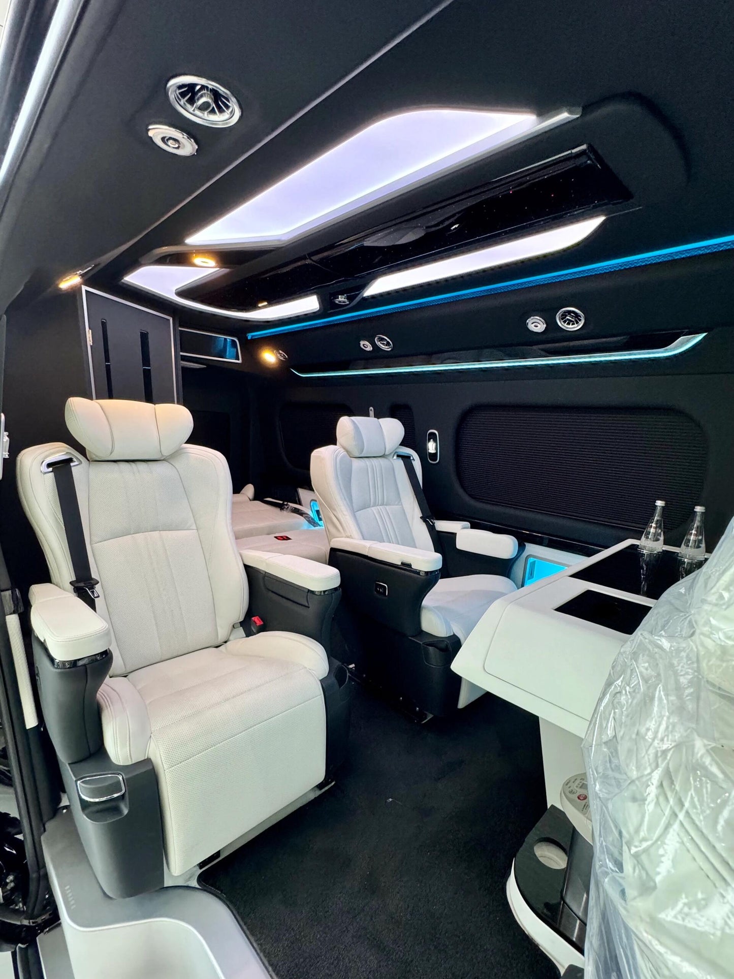 HiAce Interior Upgrade Kit Manufacturer | Exterior Accessories OEM Manufacturer