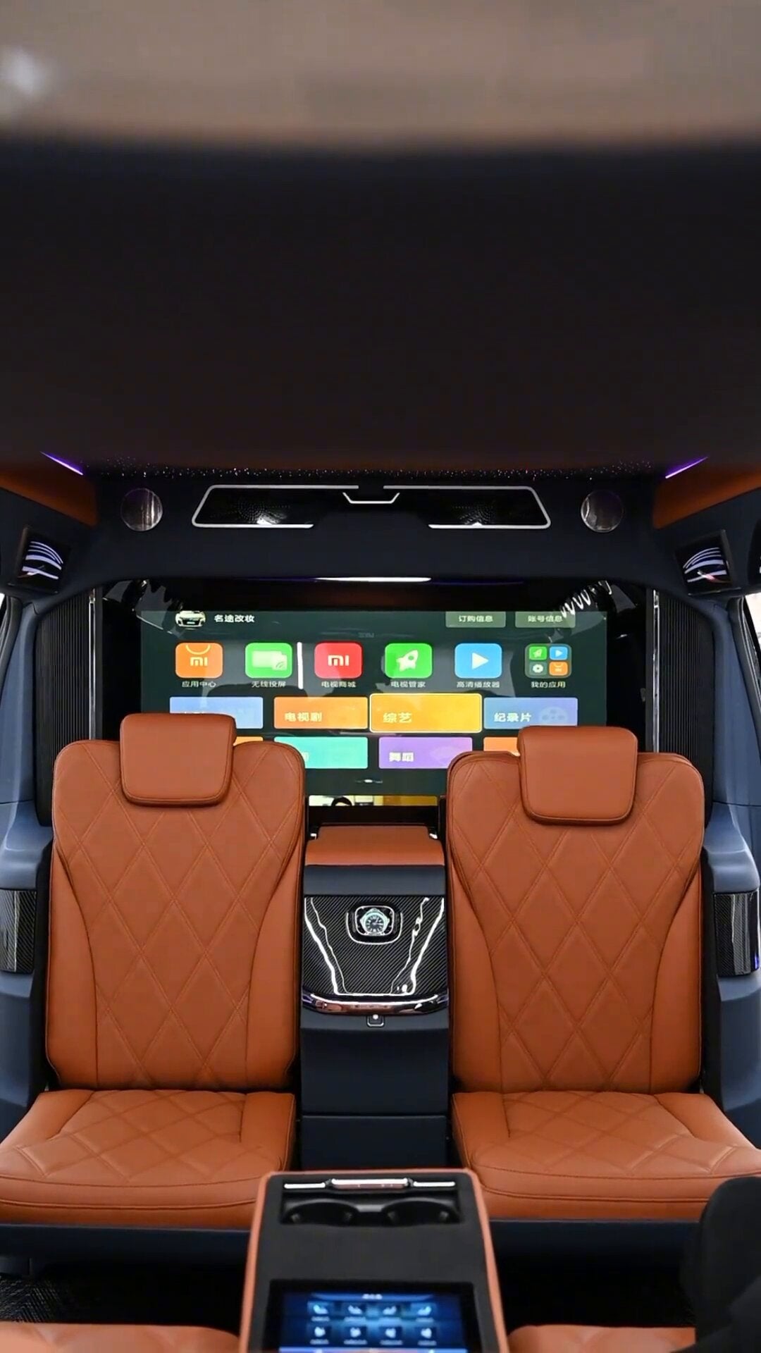 Luxury MPVs and Commercial Vehicles: Mercedes-Benz V-Class/V300/V260/250D/300D Custom Parts Manufacturer